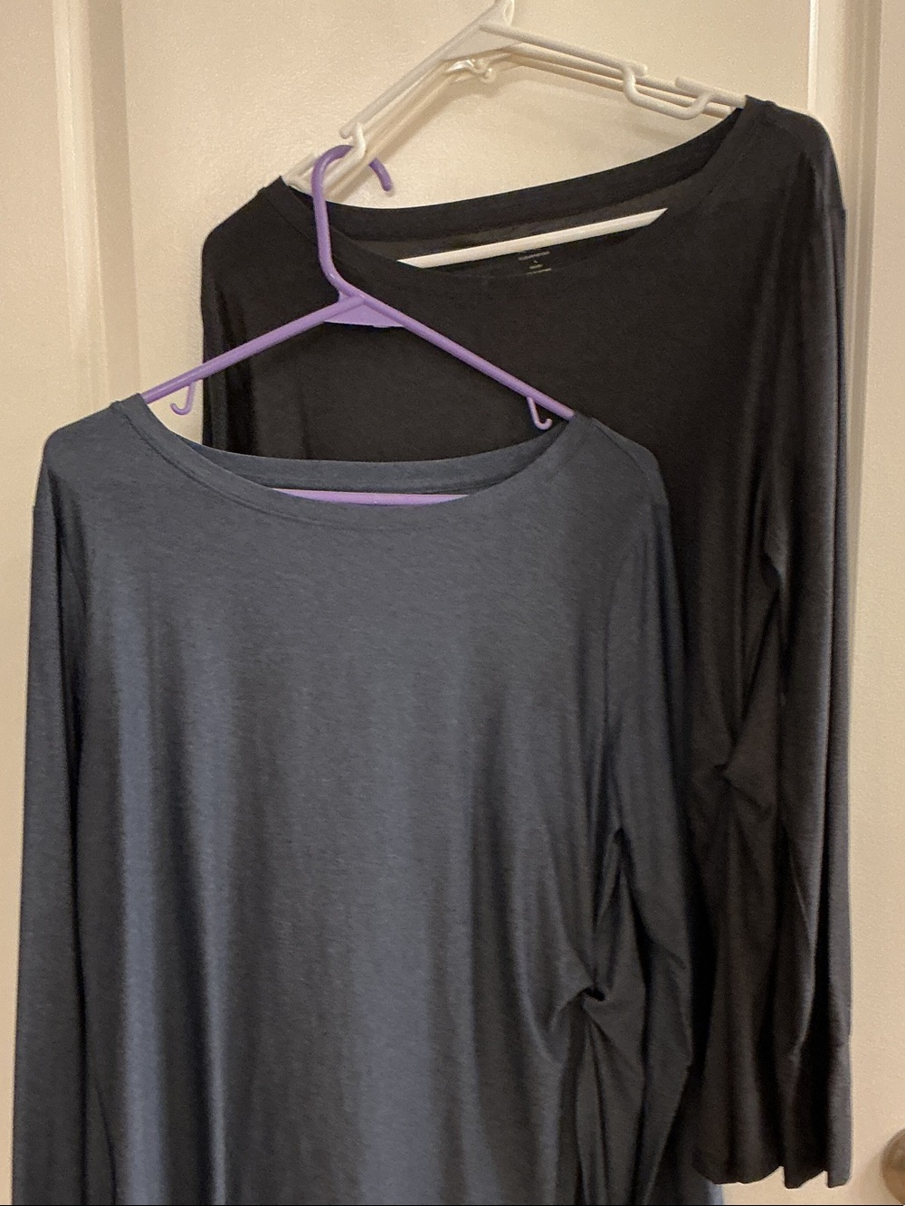 Old Navy Long-Sleeve Boatneck Tee in Charcoal and Black